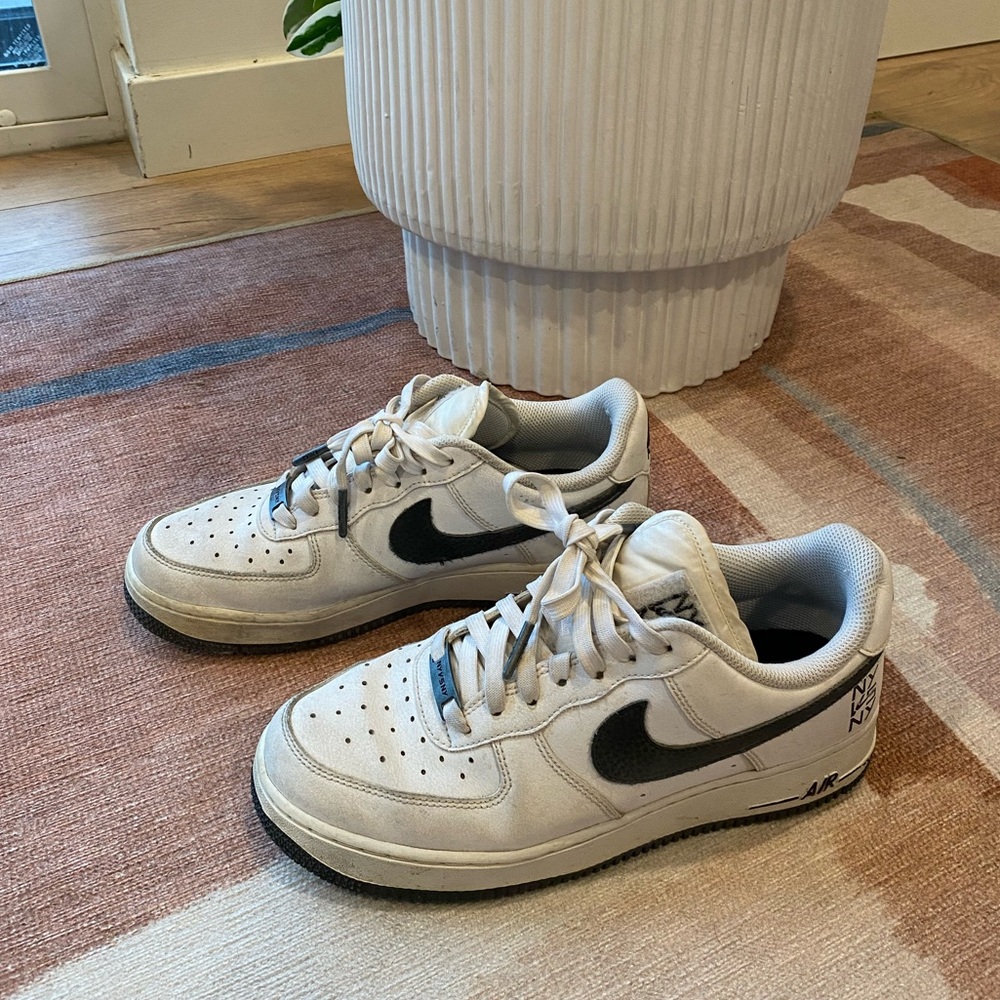 Nike Air Force 1 Sneakers